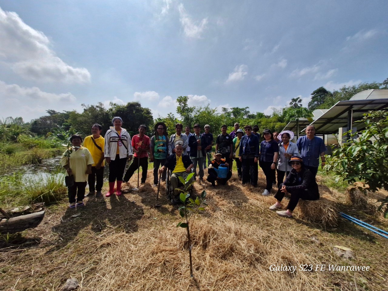 สพอ.เมืองอุทัยธานี “จัดกิจกรรมเอามื้อสามัคคี โคก หนอง นา อำเภอเมืองอุทัยธานี”