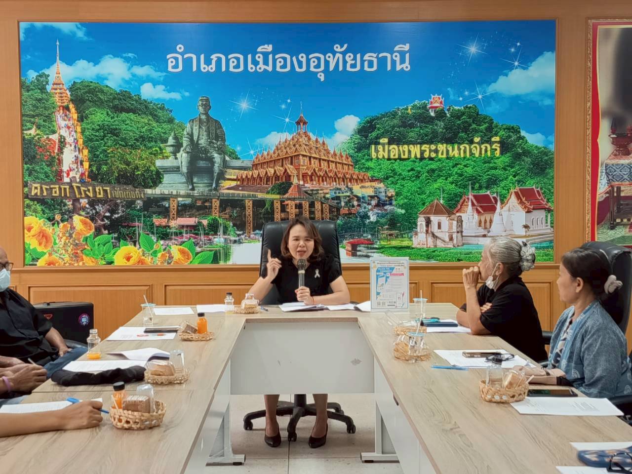 โครงการพัฒนาศักยภาพเครือข่ายกลุ่มอาชีพ เเละผู้ผลิต ผู้ประกอบการ หนึ่งตำบล หนึ่งผลิตภัณฑ์ ระดับอำเภอ