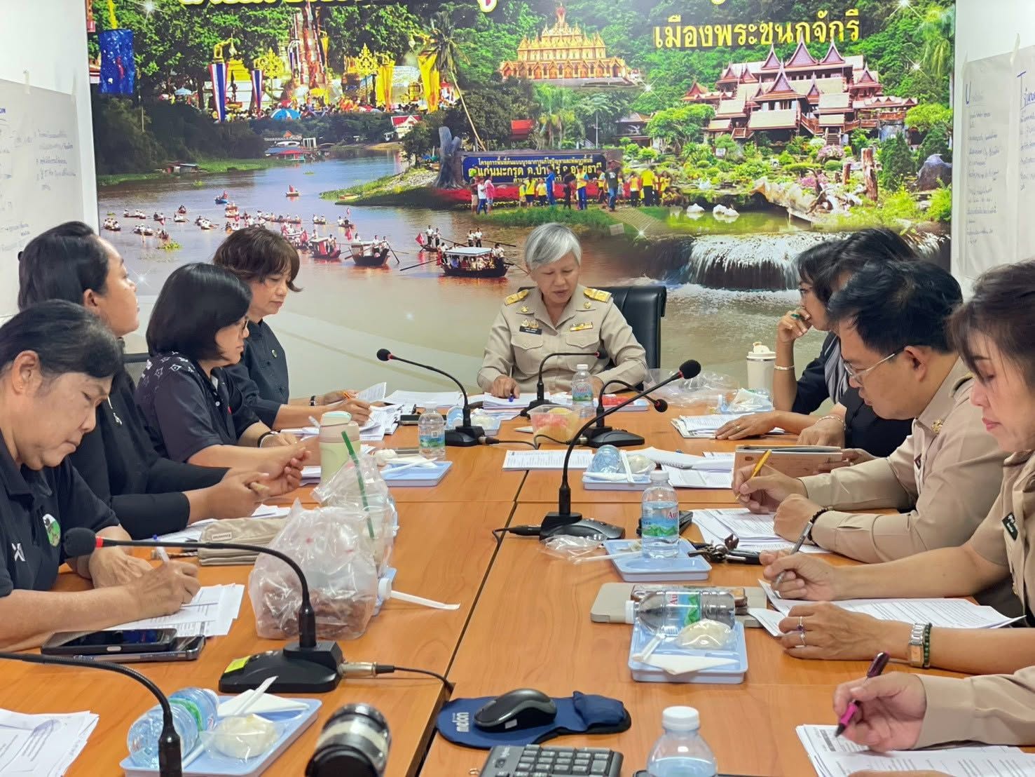 ประชุมผู้บริหารงานพัฒนาชุมชน จังหวัดอุทัยธานี 