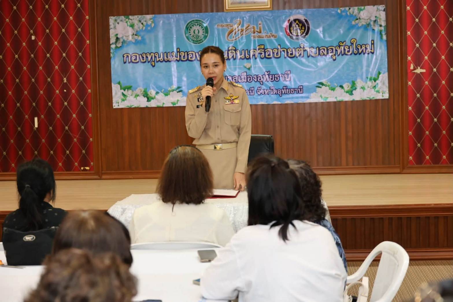 การจัดทำดอกไม้จันทน์ เพื่อใช้ในพิธีถวายดอกไม้จันทน์ ในงานพระราชพิธีถวายพระเพลิงพระบรมศพสมเด็จพระนางเจ้าสิริกิติ์ พระบรมราชินีนาถ พระบรมราชชนนีพันปีหลวง